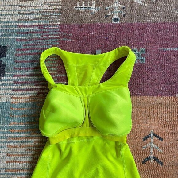 Athleta Women’s Lime Green Racerback Workout Top SZ XS - Picture 10 of 11